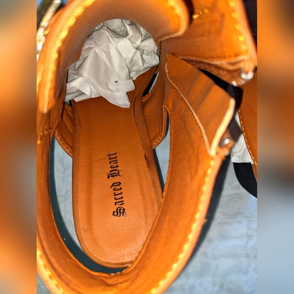 Sacred Heart Sargeant 3 Buckle Women's Booties - Picture 7 of 13